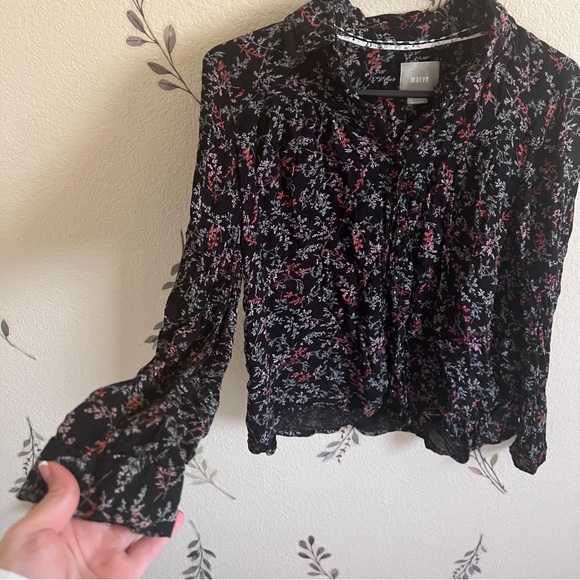 Anthropologie Lined Black Floral Button Up - Picture 3 of 6
